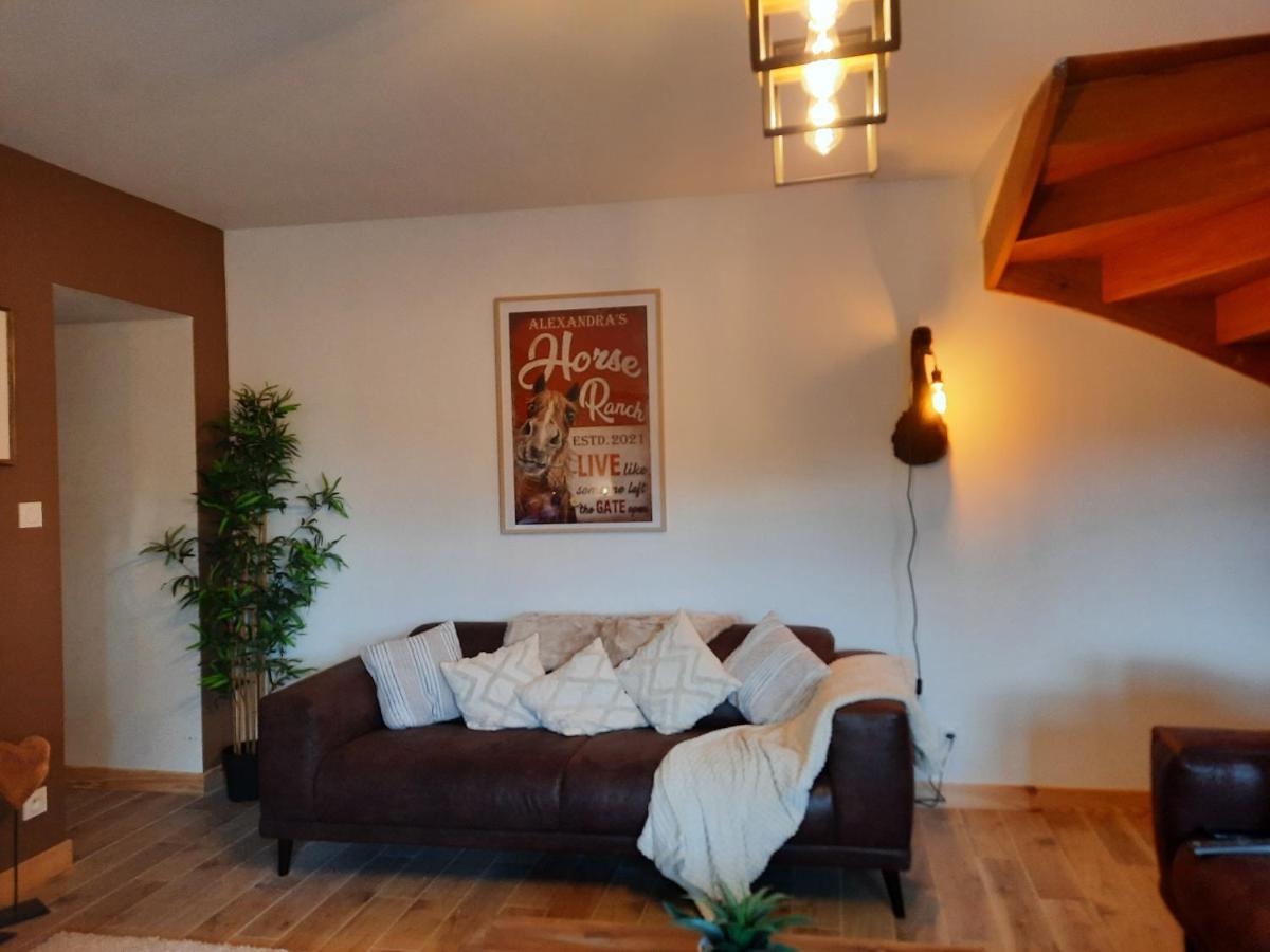 Вилла Madelaine Ranch, Nouvelle Piscine 2025 Le Gast Экстерьер фото