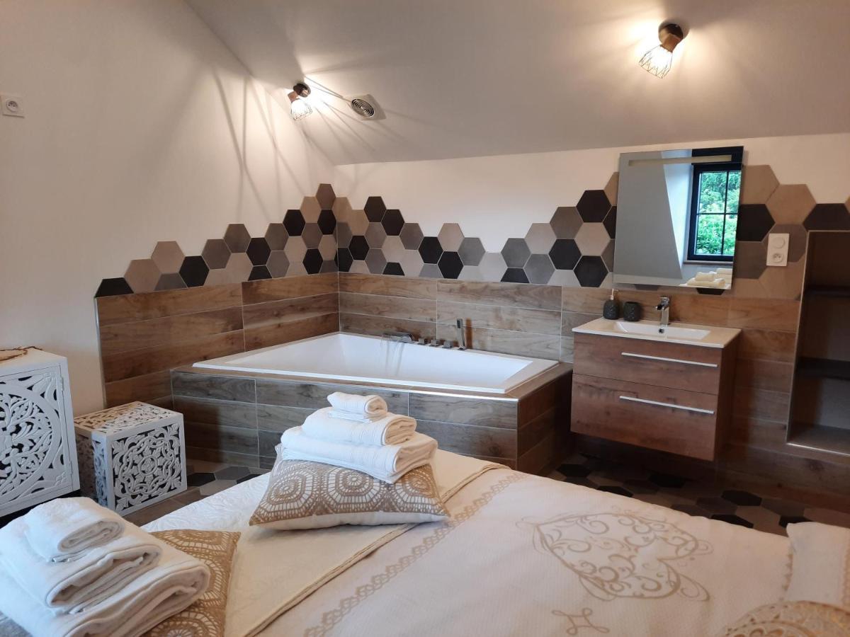 Вилла Madelaine Ranch, Nouvelle Piscine 2025 Le Gast Экстерьер фото